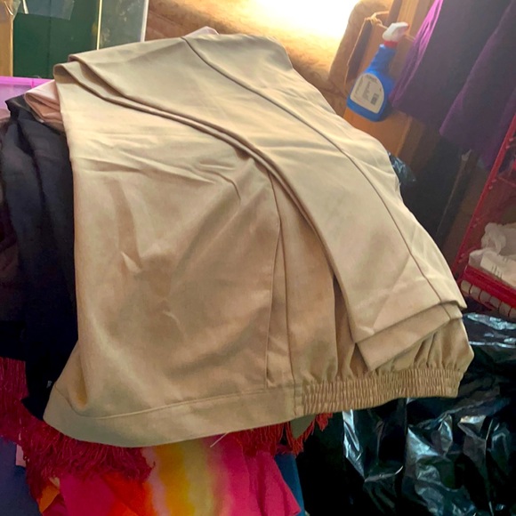 NWOT-PANTS SOFT COMFORTABLE-100%Polyester - Picture 1 of 4